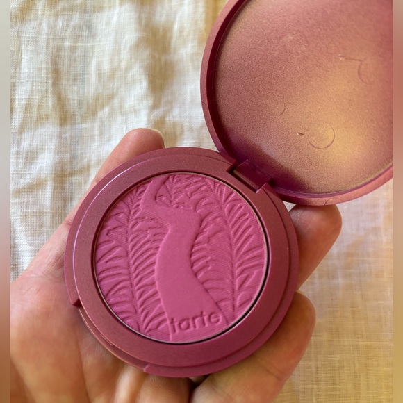 tarte Other - New TARTE Flush Blush Compact ~ Amazonian Clay 12 Hour Blush ~ Full size .20 oz